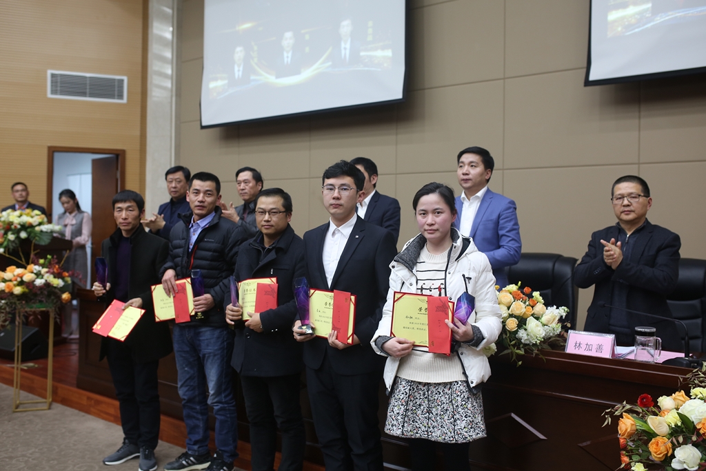 1704445100584747.jpg 1704445100584747.jpg