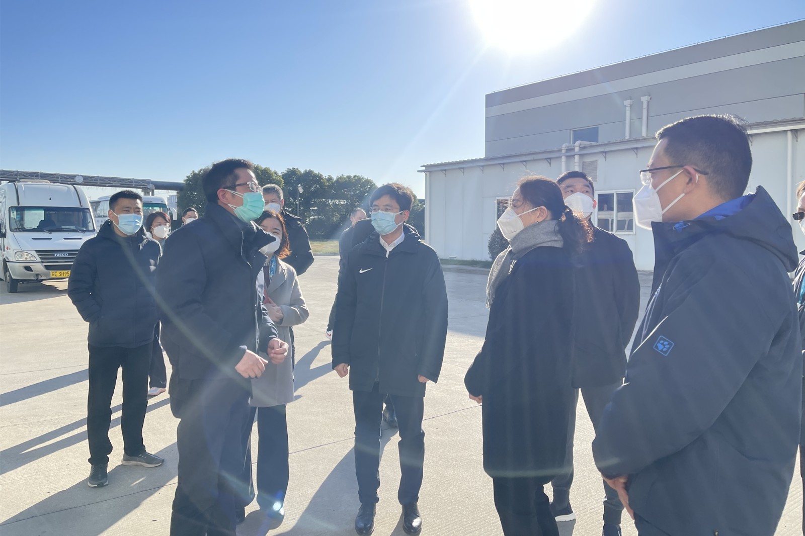 苏州市副市长张桥带队走访吴中医药调研保产保供情况