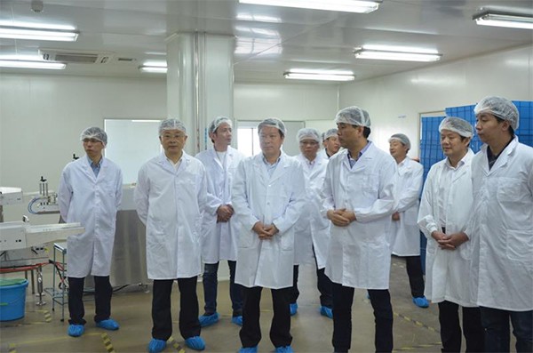 抚州市市委副书记、市长张鸿星一行到公司考察